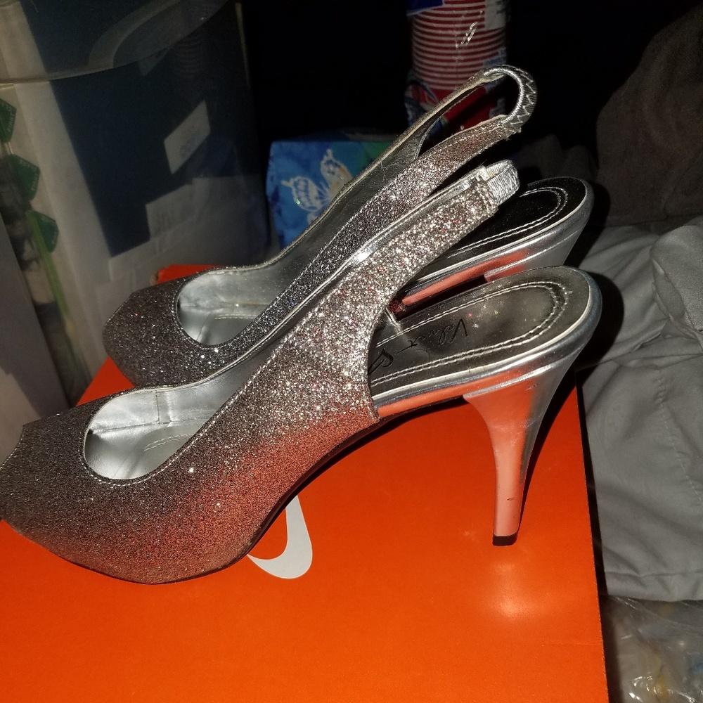 Slightly open toe heels